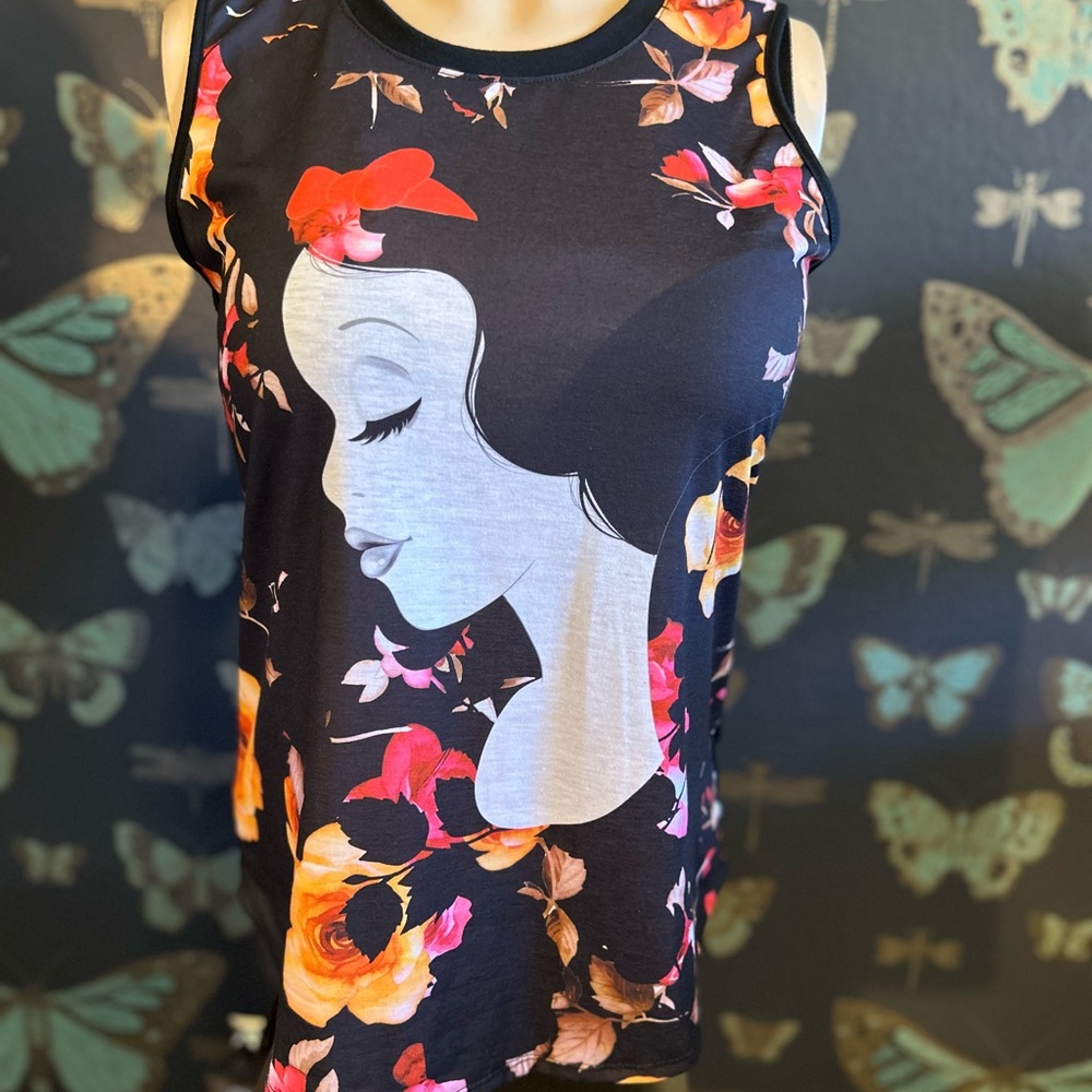 Disney Hot Topic Snow White Sleeveless T Shirt XL NWT